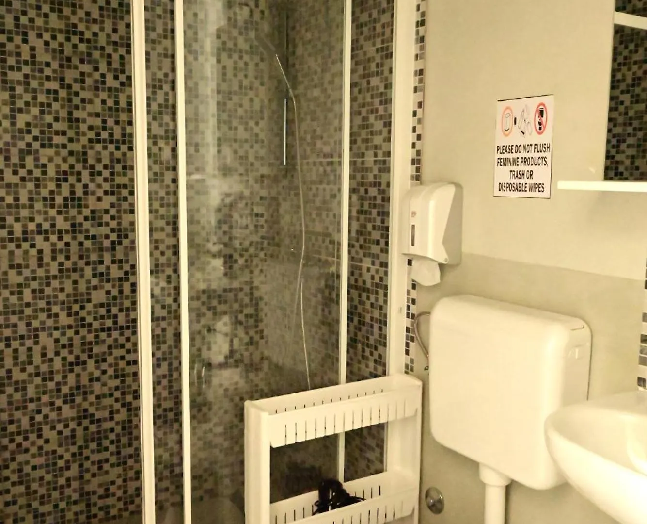 Rock Rooms Pula Guest house