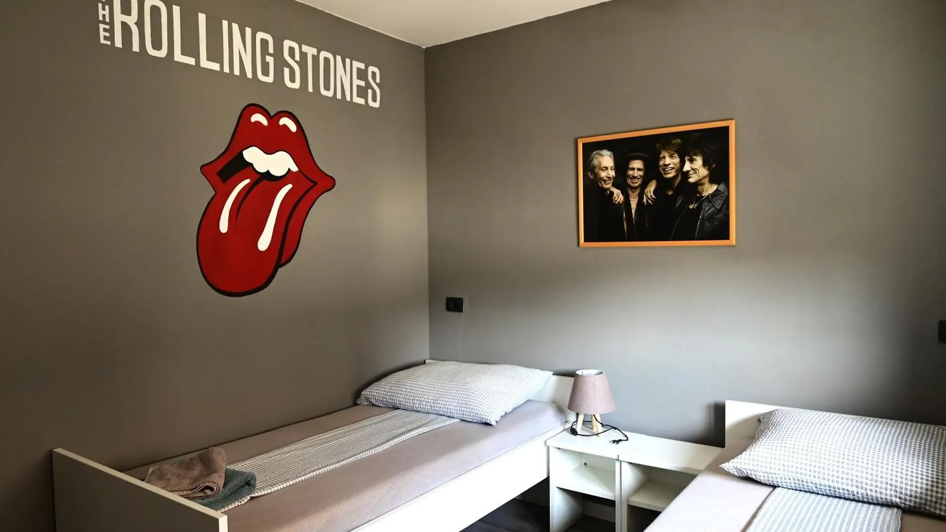 Rock Rooms Pula 0*,  Croacia